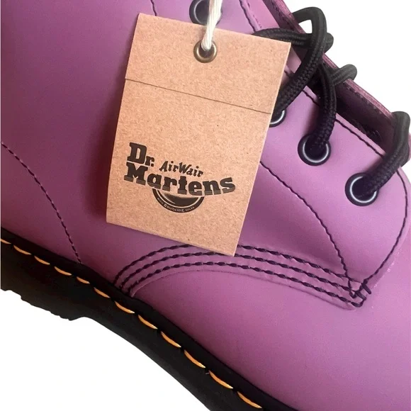 NWT 1460 8 EYE DR. MARTENS MUTED PURPLE SMOOTH LEATHER BOOTS 9
